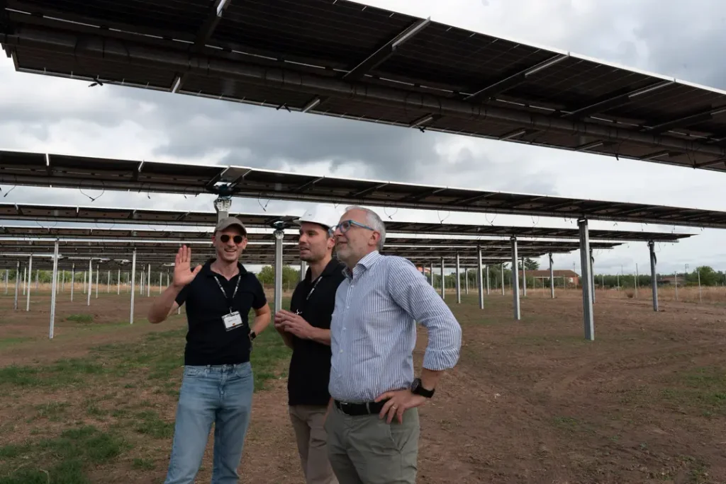 Members of the German Origination and Technical Office teams discussing the agricultural aspects of the Vetralla project with DVP Solar’s Italy Country Manager.