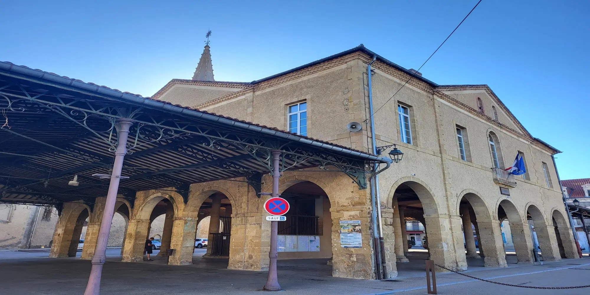 La mairie de Trie-sur-Baïse, où s'est tenue la réunion publique